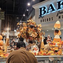 Valley Fresh Market - Decoration