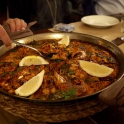 Tapa'n Kitchen Bar - Paella per 4