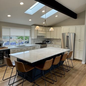 CraftHaus Home Remodeling - Complete kitchen makeover! - General Contractors Near Me - Everett, Washington