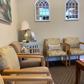 e-Dental Group - Waiting area - Dental Hygienists Near Me - Torrance, California