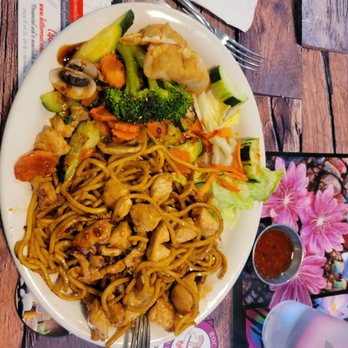 A THAIGER - a plate of noodles and vegetables - Food Trucks Near Me - Hamilton, Montana A THAIGER - a plate of noodles and vegetables - Food Trucks Near Me - Hamilton, Montana