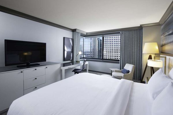 The Lofton Hotel Minneapolis, Tapestry Collection by Hilton by null