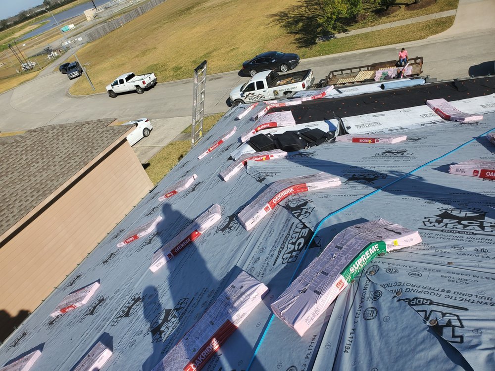 Slide of Tejano Roofing