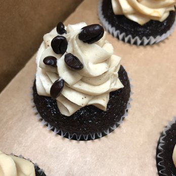 Gateaux - Chocolate Cupcake w/Espresso Frosting ~ - Cupcakes Near Me
