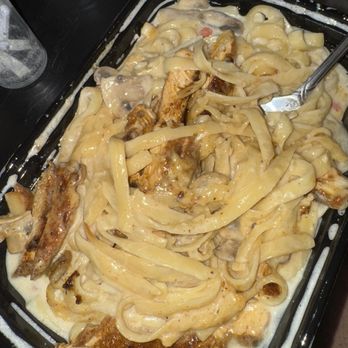 Z Cafe & Bar - Blackened Chicken Alfredo Pasta - Bars Near Me - Oakland, California Z Cafe & Bar - Blackened Chicken Alfredo Pasta - Bars Near Me - Oakland, California