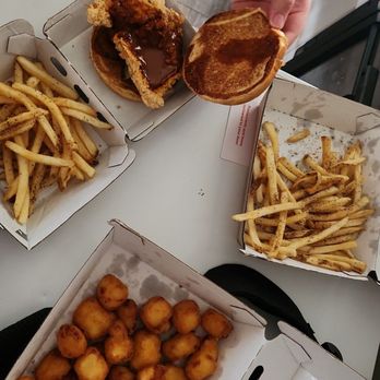 Buffalo Wild Wings - Large Cheddar Cheese Curds  Large French Fries  Saucy chicken Sandwich - Chicken Wings Near Me - Chicago Ridge, Illinois