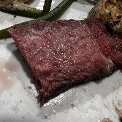 S & T Cafe Grill - Tomahawk steak