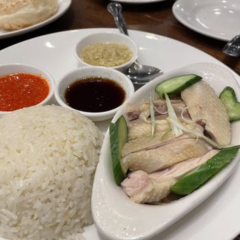 Ipoh Kopitiam - Hainan Chicken Rice (Rate: 9.5/10) - Malaysian Near Me - Alhambra, California Ipoh Kopitiam - Hainan Chicken Rice (Rate: 9.5/10) - Malaysian Near Me - Alhambra, California