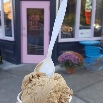 Bmore Licks - Salted Caramel, kiddie cup size! - Ice Cream & Frozen Yogurt Near Me - Baltimore, Maryland Bmore Licks - Salted Caramel, kiddie cup size! - Ice Cream & Frozen Yogurt Near Me - Baltimore, Maryland