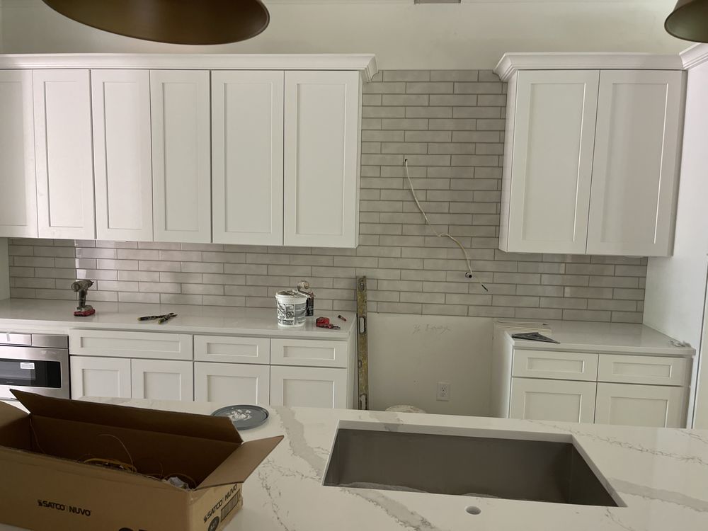 Slide of The Building Bee