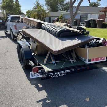 Beach city trailer rentals - Trash removal no problem. - Trailer Rental Near Me Beach city trailer rentals - Trash removal no problem. - Trailer Rental Near Me