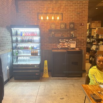 Town Center Cold Pressed - Virginia Beach - Corner that has beverages - Juice Bars & Smoothies Near Me - Virginia Beach, Virginia Town Center Cold Pressed - Virginia Beach - Corner that has beverages - Juice Bars & Smoothies Near Me - Virginia Beach, Virginia