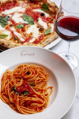 La Pizza & La Pasta by null