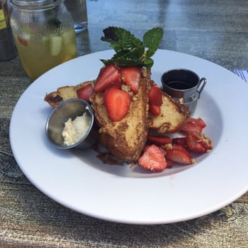 Cody's La Jolla - French toast - Breakfast & Brunch Near Me - La Jolla, California Cody's La Jolla - French toast - Breakfast & Brunch Near Me - La Jolla, California