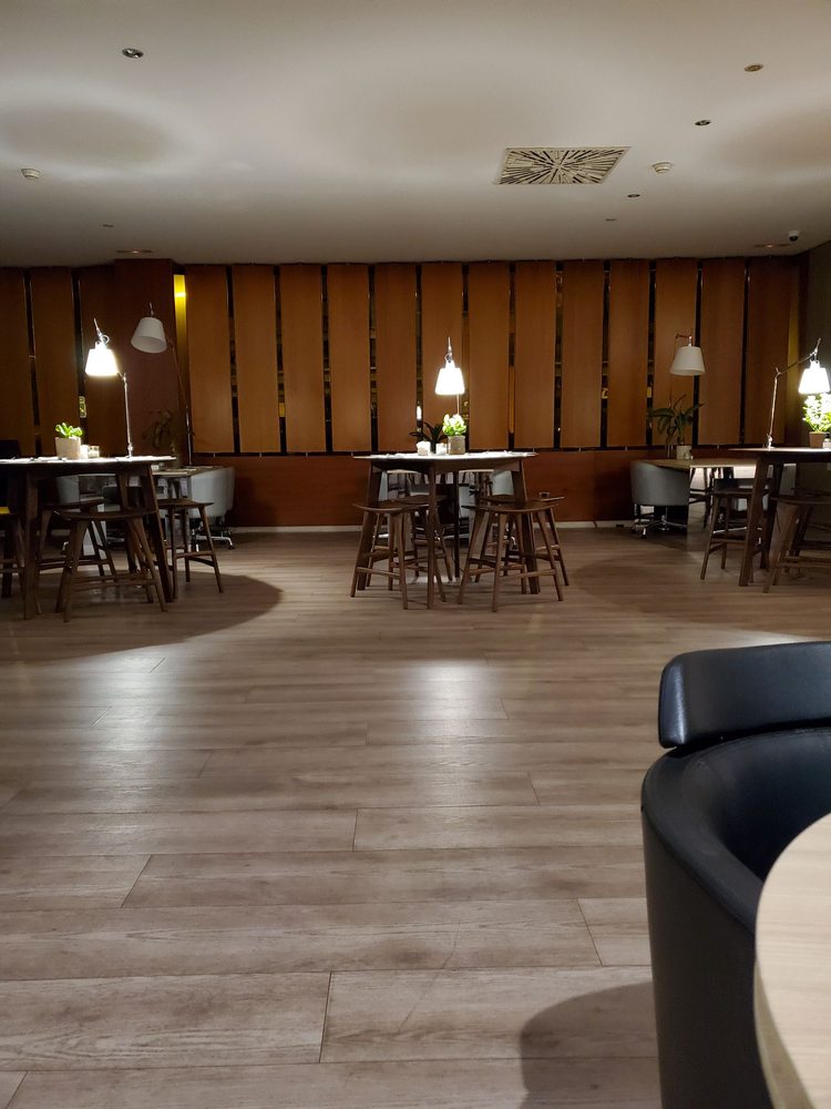 AC Hotel by Marriott Sevilla Forum