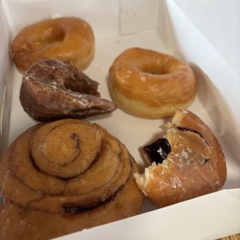 THE ORIGINAL DONUT SHOP - Updated July 2025 - 425 Photos
