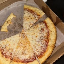 Pizza Garden - medium cheese pizza
