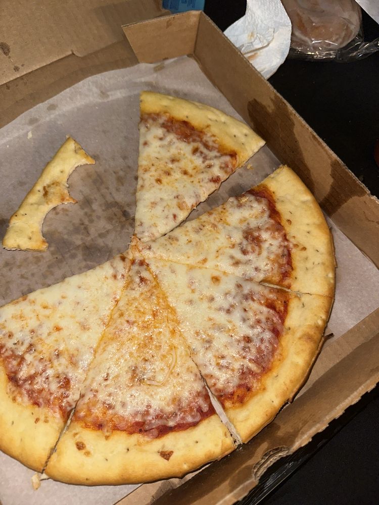 PIZZA GARDEN Updated September 2024 326 S Alta Vista St, San Manuel