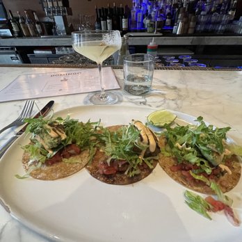 Domingo - Baja Fish Taco - Cocktail Bars Near Me - San Antonio, Texas