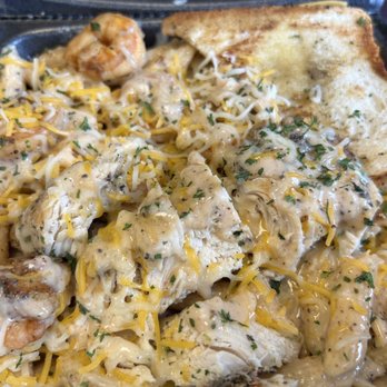 Hungry AF - Shrimp and chicken pasta - Chicken Wings Near Me - Decatur, Georgia