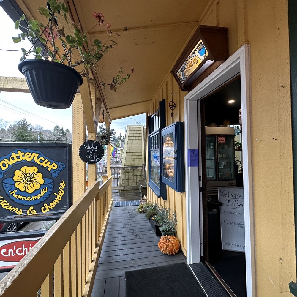 Buttercup - Front door - Ice Cream & Frozen Yogurt Near Me - Nehalem, Oregon