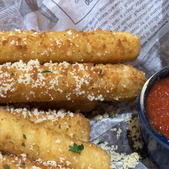 Red Lobster - Mozzarella Cheesesticks - Seafood Near Me - Tacoma, Washington