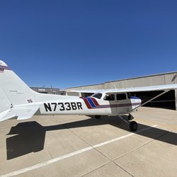 N733BR. One of our four 172's