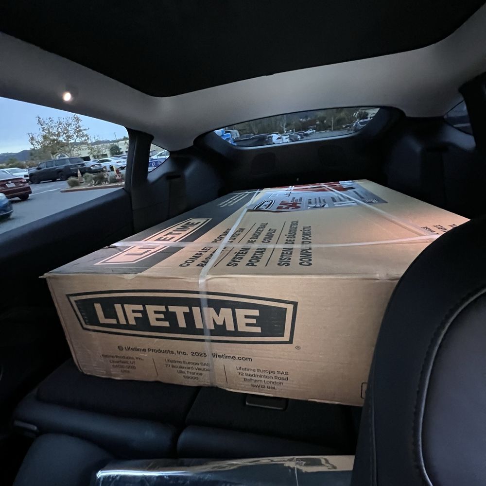 Big 5 Sporting Goods - Erick even taught me how to fold my seats flat! 11/29/24 - Sporting Goods Near Me - Murrieta, California