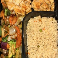 Hibachi Xpress - H3. Hibachi Chicken with fried rice