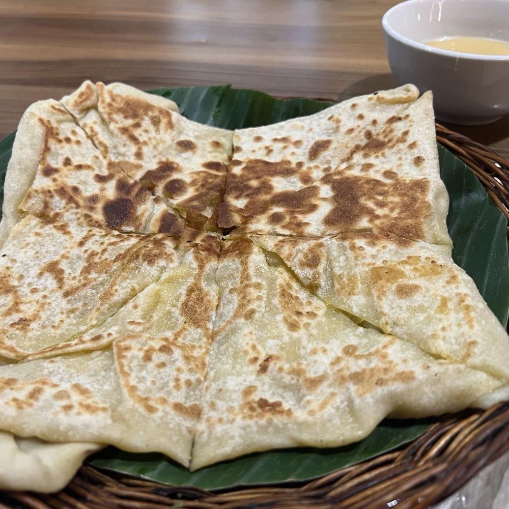 Banana Leaf - Banana roti - Asian Fusion Near Me - Makati City, NCR