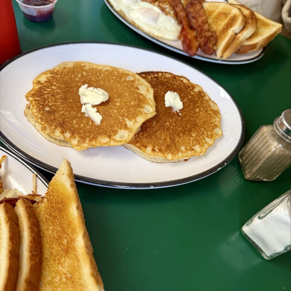 Leona's Kitchen - Pancakes - Tacos Near Me - New Underwood, South Dakota