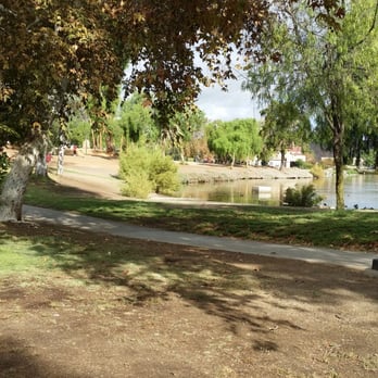 Lindo Lake County Park - Parks Near Me - Lakeside, California
