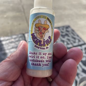 Merlins Pizza - Garlic sauce - Pizza Near Me - Destin, Florida