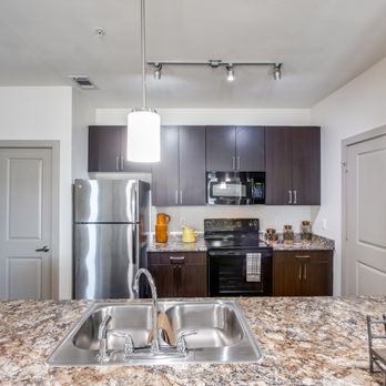 Palladium Aubrey Apartments - Palladium Aubrey kitchen - Apartments Near Me - Aubrey, Texas Palladium Aubrey Apartments - Palladium Aubrey kitchen - Apartments Near Me - Aubrey, Texas