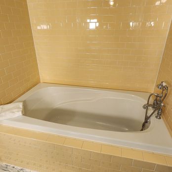 Hotel ICON, Autograph Collection - My bathroom. July 2024 - Hotels Near Me - Houston, Texas