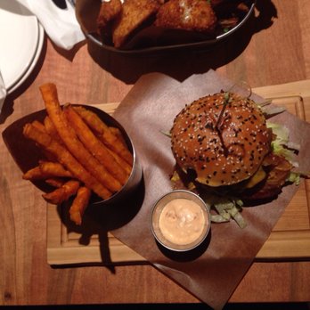 Hambrgr - Burgers Near Me - Hamilton, Ontario