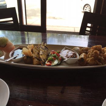 Basil Thai Restaurant - Platter appetizer - Thai Near Me - Paso Robles, California Basil Thai Restaurant - Platter appetizer - Thai Near Me - Paso Robles, California