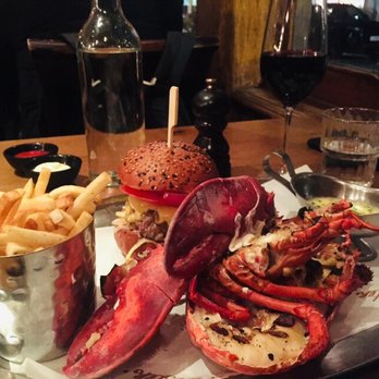 Burger & Lobster - Combo: lobster & burger - American Near Me - Mayfair, XGL Burger & Lobster - Combo: lobster & burger - American Near Me - Mayfair, XGL