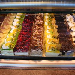 Cafe Contur - Unsere Tortentheke...