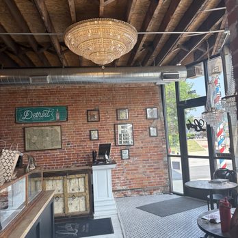 Detroit Barbers - Barbers Near Me - Detroit, Michigan Detroit Barbers - Barbers Near Me - Detroit, Michigan