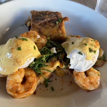 Great Maple - Cajun shrimp biscuit benedict - New American Near Me - Newport Beach, California Great Maple - Cajun shrimp biscuit benedict - New American Near Me - Newport Beach, California