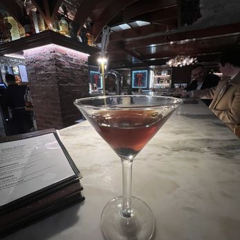 The Basement - Great interior - American Near Me - Staten Island, New York
