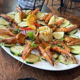 Camarones zarandeados. Camarones zarandeados.