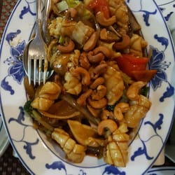 Chinarestaurant Canton - Number 97 Kung pao calamari. The wife asked for it to be less spicy and she really enjoyed her meal. We will return here.