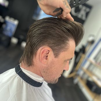 CVLICOJVCK - Men's Hair Salons Near Me - Newport Beach, California