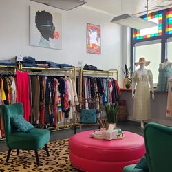 Plus Size Pretty - Interior.