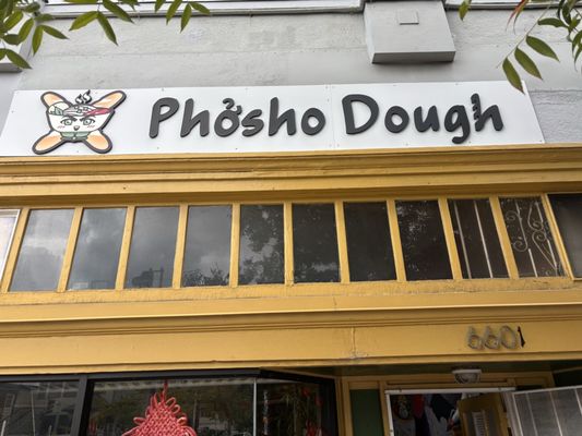 Phởsho Dough by null