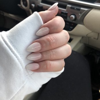 Le Nails Spa - Almond shaped nails by Gina. - Nail Salons Near Me - Vacaville, California
