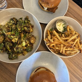 Samuel’s - Fried chicken sandwich, Brussels sprouts, fries. - Bars Near Me - Evansville, Indiana Samuel’s - Fried chicken sandwich, Brussels sprouts, fries. - Bars Near Me - Evansville, Indiana
