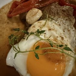 Casa do Bacalhau - Steak and Eggs